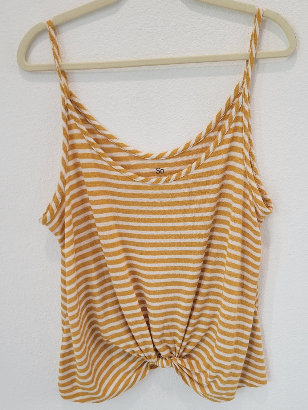 SO Knit Striped Tank XL Yellow White Knot Front